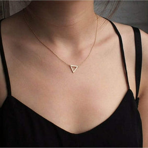 mrdoopshooop TRIANGLE NECKLACE